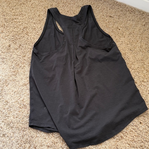 Lululemon Love Tank Bundle of four - Picture 5 of 9